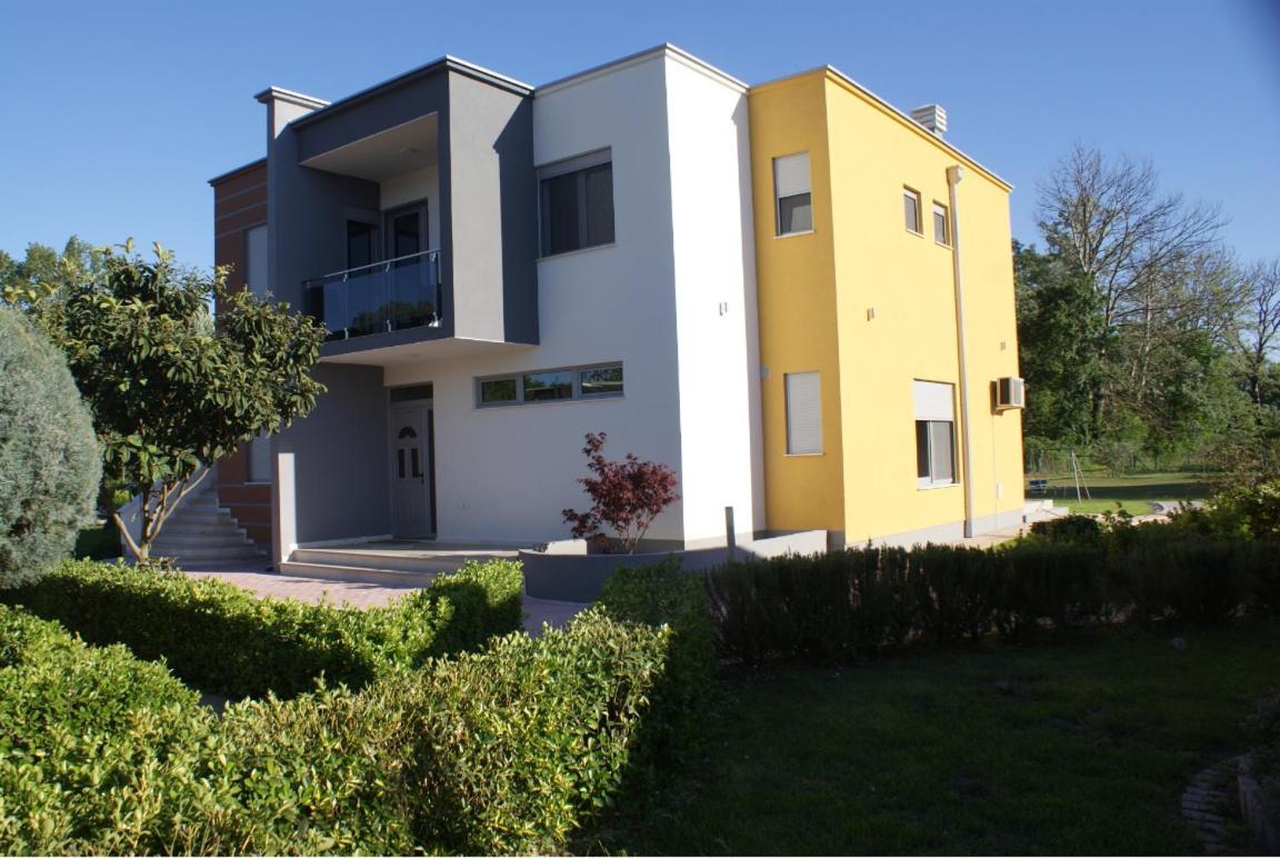 Helena Apartments Ülgün Dış mekan fotoğraf